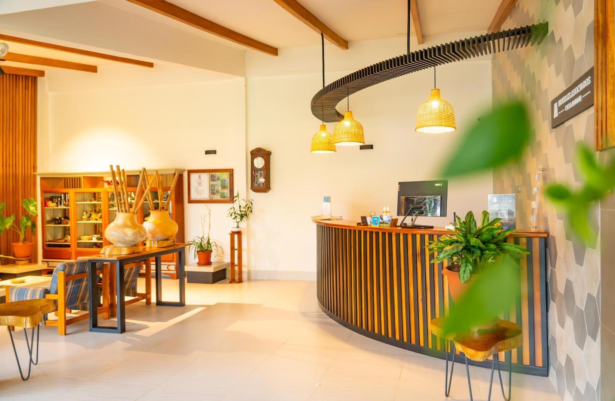 Altavista Casahotel - Asociado Casa Andina Мойобамба Экстерьер фото