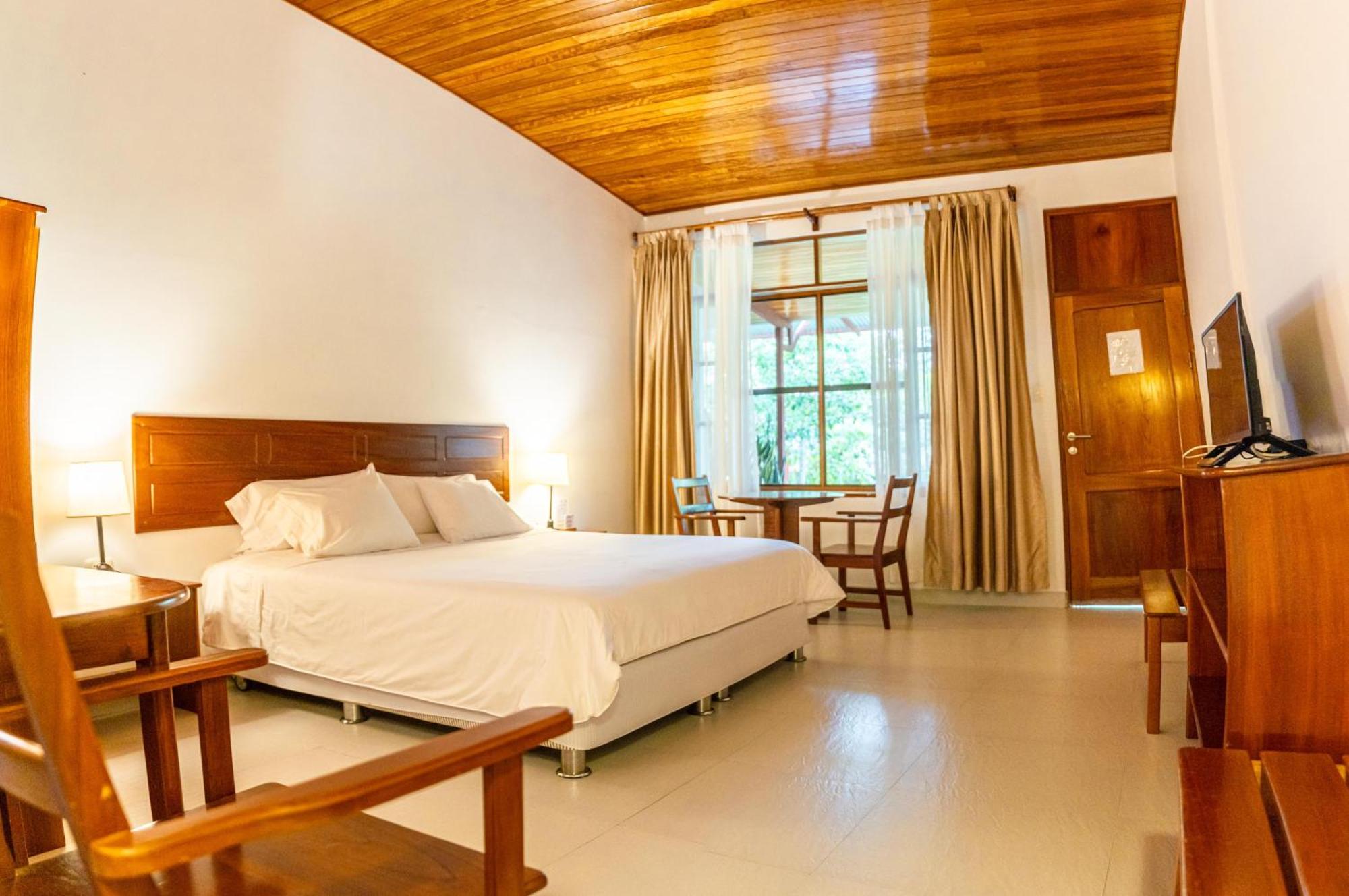 Altavista Casahotel - Asociado Casa Andina Мойобамба Экстерьер фото