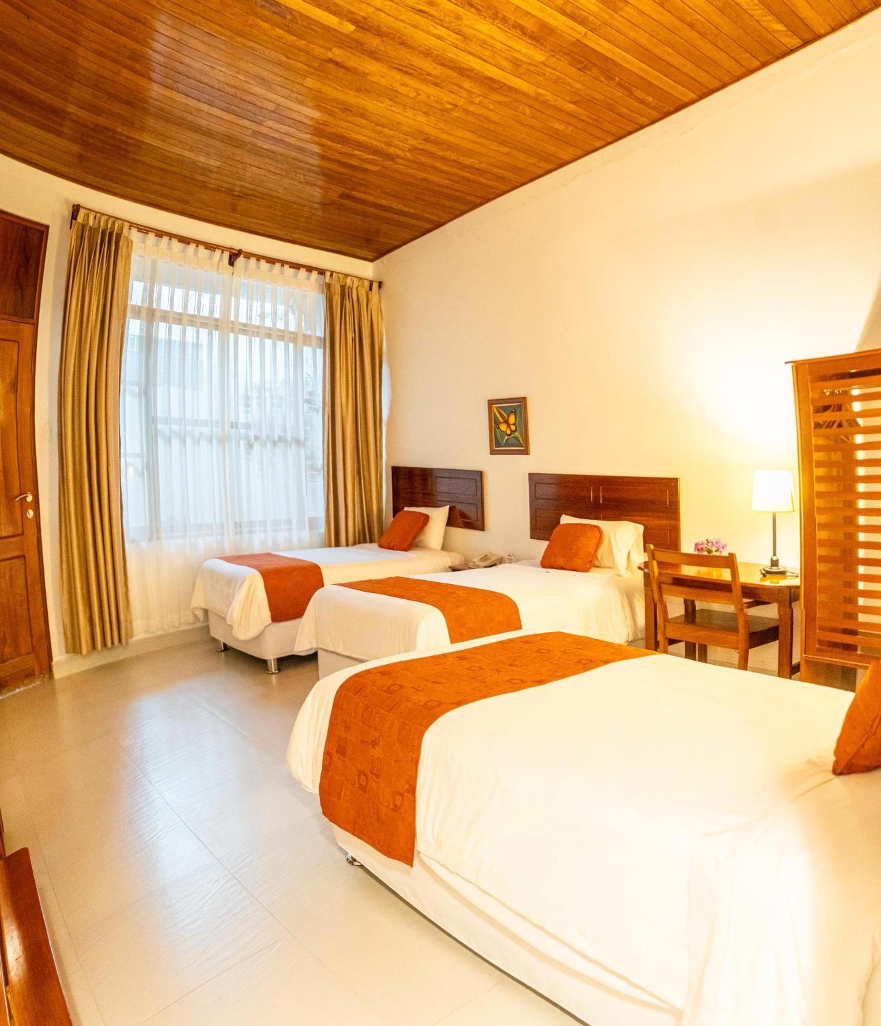 Altavista Casahotel - Asociado Casa Andina Мойобамба Экстерьер фото