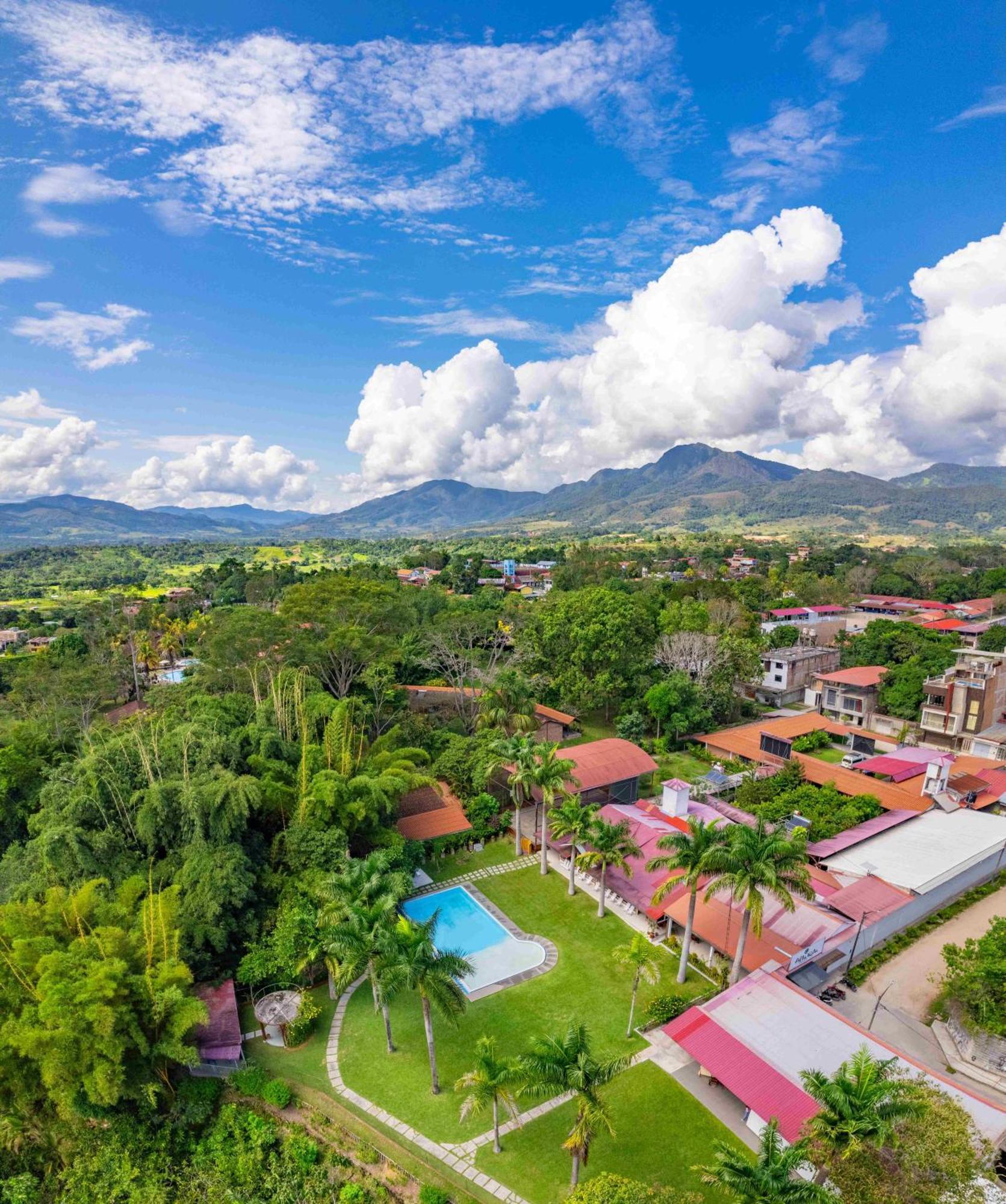 Altavista Casahotel - Asociado Casa Andina Мойобамба Экстерьер фото