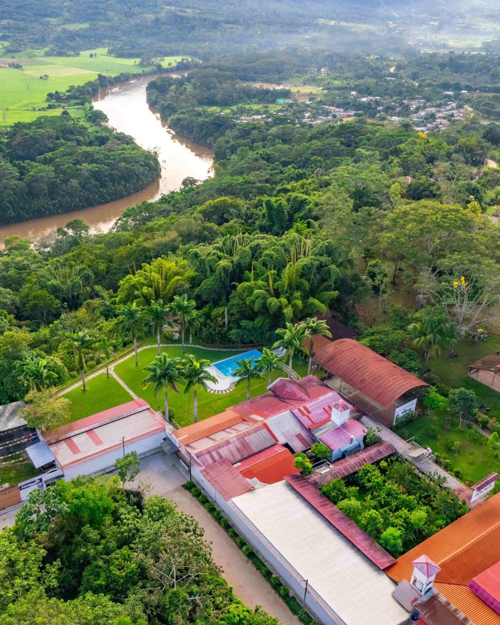 Altavista Casahotel - Asociado Casa Andina Мойобамба Экстерьер фото
